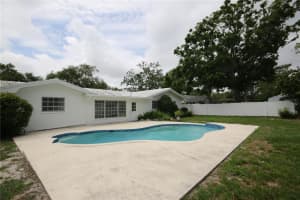2250 GLENMOOR ROAD, CLEARWATER, FL 33764 Sold 05/07/25