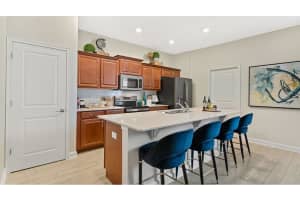 2055 STAKE OUT WAY, APOPKA, FL 32703 Sold 05/27/25