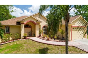 209 Arlington Ave E, OLDSMAR