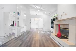 6014 LUANA LANE, GULFPORT, FL 33707 Sold 07/31/25