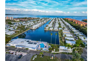 18675 US HIGHWAY 19 N #140, CLEARWATER, FL 33764 Sold 11/03/25