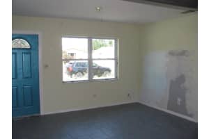 884 67TH STREET, ST PETERSBURG, FL 33707 Sold 05/14/25