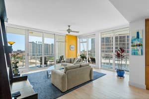 175 1st St S #1003, ST PETERSBURG