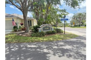 2116 ACADIA GREENS DRIVE, SUN CITY CENTER, FL 33573 - MLS#MFRTB8372040