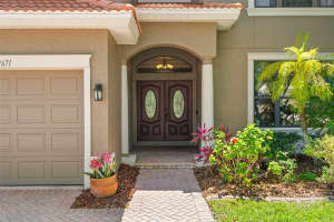 2671 LAKEBREEZE LANE, CLEARWATER, FL 33759 - MLS#MFRTB8372066