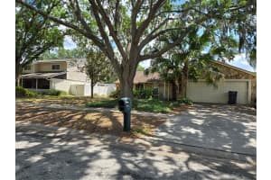 1425 CORNER OAKS DRIVE, BRANDON, FL 33510 Sold 07/11/25
