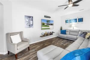 511 YORK DALE DRIVE, RUSKIN, FL 33570 - MLS#MFRTB8372149