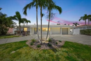7889 3rd Ave S, ST PETERSBURG