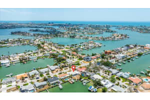 7889 3RD AVENUE, ST PETERSBURG, FL 33707 - MLS#MFRTB8372171