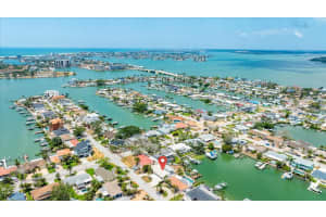 7889 3RD AVENUE, ST PETERSBURG, FL 33707 - MLS#MFRTB8372171