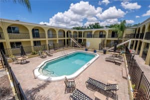 3206 W Azeele St #218, TAMPA