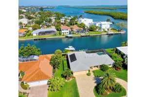 781 BINNACLE POINT DRIVE, LONGBOAT KEY, FL 34228 - MLS#MFRTB8372210