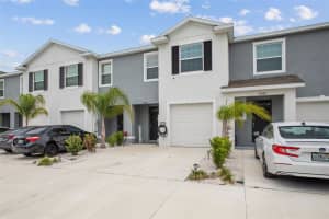 33083 FROSTED CLOVER WAY, WESLEY CHAPEL, FL 33545 - MLS#MFRTB8372276