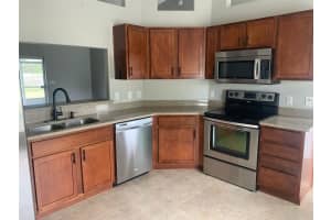 10540 CARLOWAY HILLS DRIVE, WIMAUMA, FL 33598 - MLS#MFRTB8372279