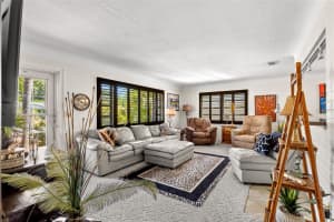 230 32ND AVENUE, ST PETERSBURG, FL 33704 Sold 06/20/25