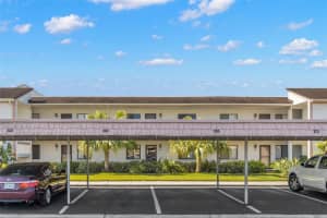 106 LAKEVIEW PLACE, OLDSMAR, FL 34677 Sold 05/30/25