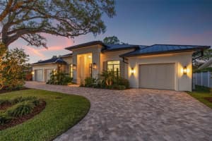 634 Poinsettia Rd, BELLEAIR