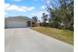 804 PINELAND AVENUE, VENICE, FL 34285 - MLS#MFRTB8372455