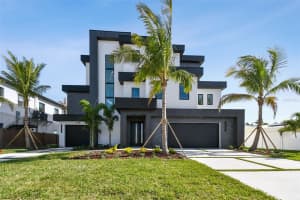 7974 1ST AVENUE, ST PETERSBURG, FL 33707 Sold 08/28/25