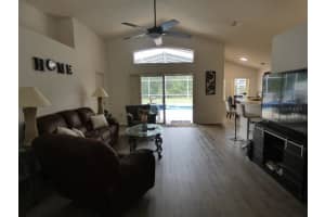 566 MONTANA AVENUE, DAVENPORT, FL 33897 - MLS#MFRTB8372570