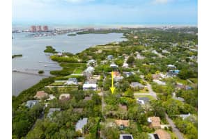 12893 POINSETTIA AVENUE, SEMINOLE, FL 33776 Sold 06/12/25