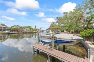 90 BAHAMA CIRCLE, TAMPA, FL 33606 Sold 07/28/25