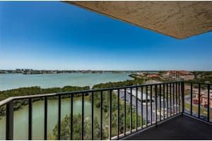 7050 SUNSET DRIVE, SOUTH PASADENA, FL 33707 Sold 08/11/25