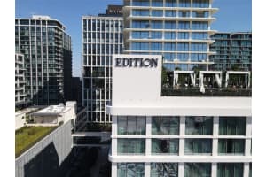 1000 Water St #1403, TAMPA