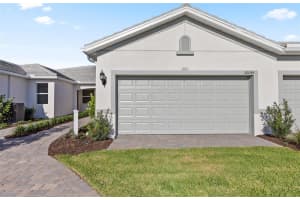 27152 Capri Shores Cir, ENGLEWOOD