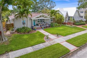 636 16th Ave Ne, ST PETERSBURG