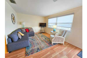 5935 30TH AVENUE, GULFPORT, FL 33707 Sold 08/14/25