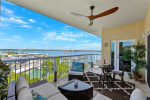425 150TH AVENUE, MADEIRA BEACH, FL 33708 - MLS#MFRTB8373175