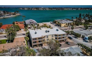 1700 Pass A Grille Way #9, ST PETE BEACH