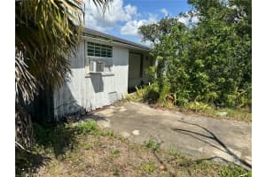 312 SHELL POINT ROAD, RUSKIN, FL 33570 Sold 05/02/25