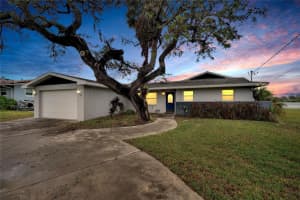 828 BAYSHORE DRIVE, TARPON SPRINGS, FL 34689 Sold 07/22/25
