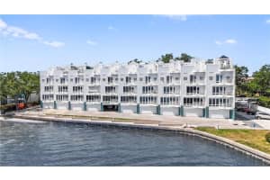 4950 Bayshore Blvd #27, TAMPA