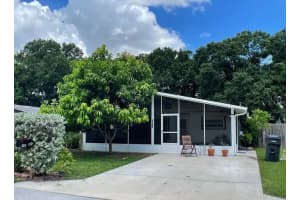 4485 49th Ave N, ST PETERSBURG