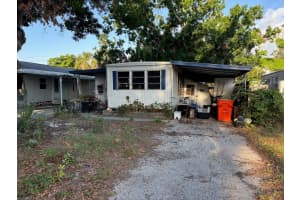 5214 YELLOW PINE STREET, ST PETERSBURG, FL 33709 Sold 04/24/25
