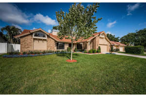 2392 HILLCREEK CIRCLE, CLEARWATER, FL 33759 Sold 07/16/25