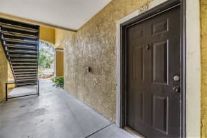10103 COURTNEY OAKS CIRCLE, TAMPA, FL 33619 Sold 06/20/25