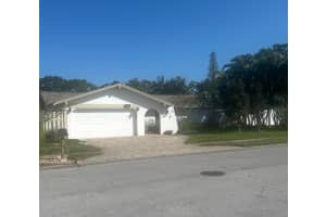 5785 BAY PINES LAKES BOULEVARD, ST PETERSBURG, FL 33708 - MLS#MFRTB8373457
