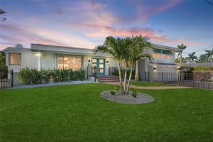 442 22ND AVENUE, ST PETERSBURG, FL 33705 Sold 06/17/25