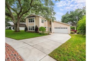 13812 CYPRESS VILLAGE CIRCLE, TAMPA, FL 33618 Sold 05/15/25