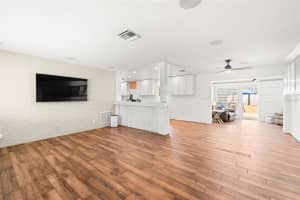 8801 GULF BOULEVARD, ST PETERSBURG, FL 33706 - MLS#MFRTB8373715
