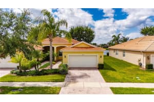 16261 Amethyst Key Dr, WIMAUMA