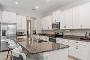 2835 HILLIARD DRIVE, WESLEY CHAPEL, FL 33543 Sold 07/15/25