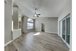 3727 75TH DRIVE, SARASOTA, FL 34243 - MLS#MFRTB8373804
