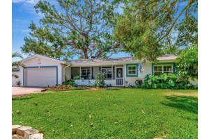 8326 40TH PLACE, ST PETERSBURG, FL 33709 - MLS#MFRTB8373815