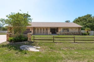 113 GARLAND CIRCLE, PALM HARBOR, FL 34683 Sold 06/20/25