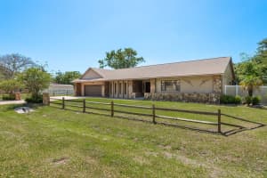 113 GARLAND CIRCLE, PALM HARBOR, FL 34683 Sold 06/20/25